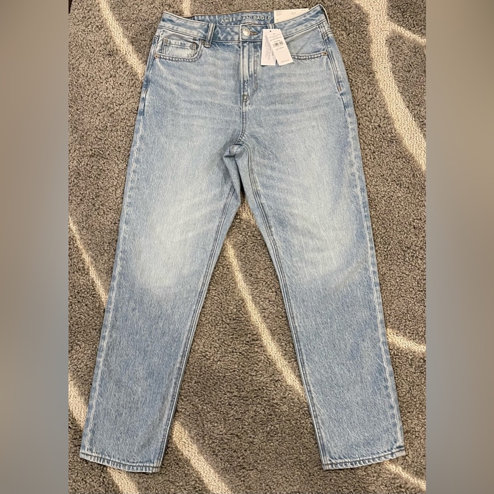 American Eagle Mom Jeans